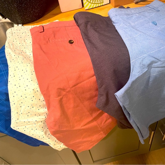 NEW!! 11 PAIRS OF BRAND NEW Swimming Shorts, V Workout Shorts & Golf Shorts!! - Picture 4 of 15
